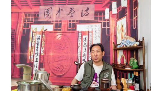但愿人間多雅韻 不辭艱巨奏心弦——詩(shī)書(shū)融媒體人笑琰、李月夫婦印象