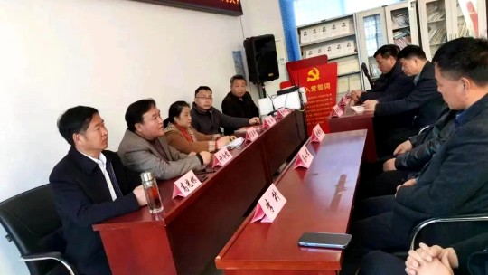 助力鄉(xiāng)村振興，碳?xì)浜朔事涞鼗茨享?xiàng)目座談會(huì)在淮南市舉行