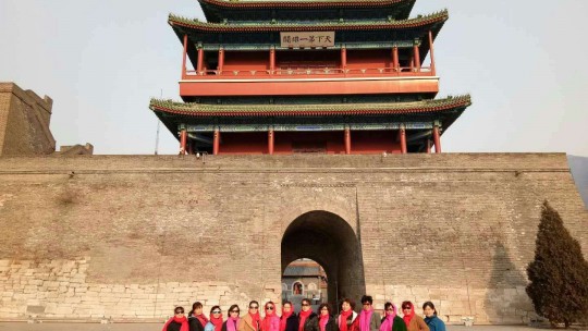 安陽(yáng)小樹(shù)林快樂(lè)健身隊(duì)?wèi)c“三八”婦女節(jié)到北京等地參觀學(xué)習(xí)