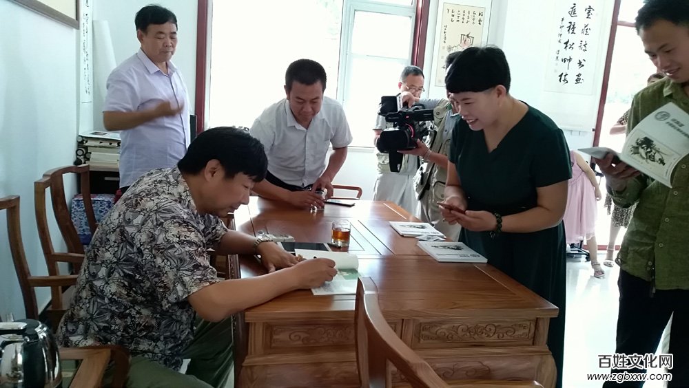 CCTV我愛你中華網(wǎng)絡(luò)電視頻道《放飛夢(mèng)想》欄目走進(jìn)山東儒林文化園