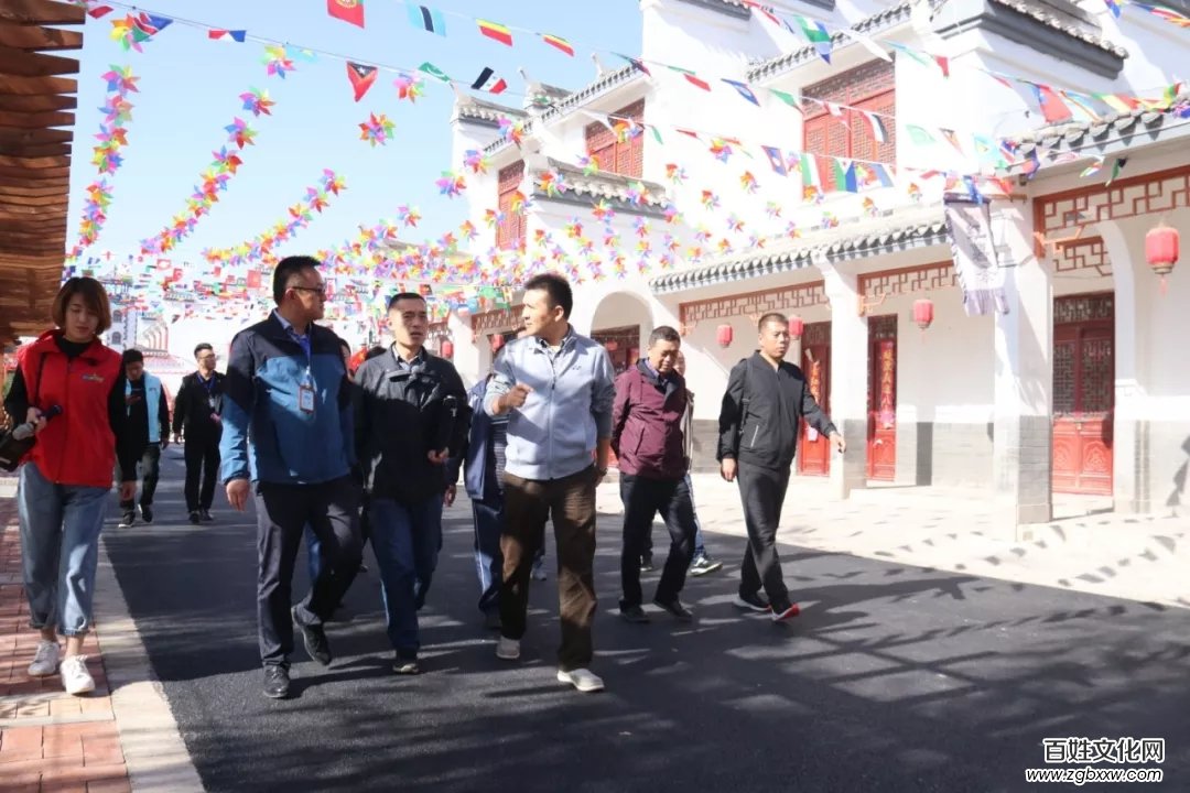長治市質(zhì)量技術(shù)監(jiān)督局副局長邢懷忠蒞臨山西太行歡樂谷檢查游樂設(shè)施安全情況