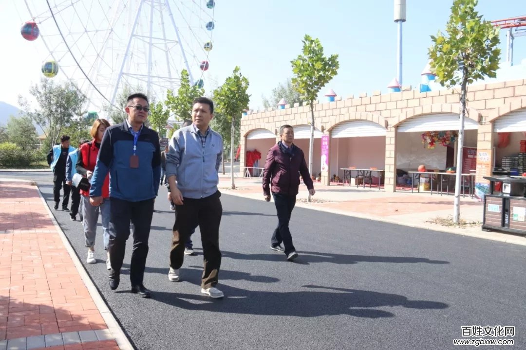 長治市質(zhì)量技術(shù)監(jiān)督局副局長邢懷忠蒞臨山西太行歡樂谷檢查游樂設(shè)施安全情況