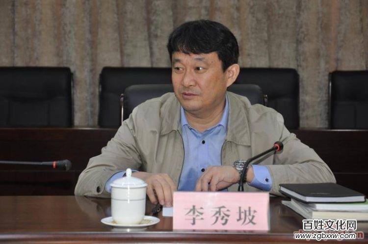 《作家報》總編張富英向家鄉(xiāng)陽信捐贈文學書籍