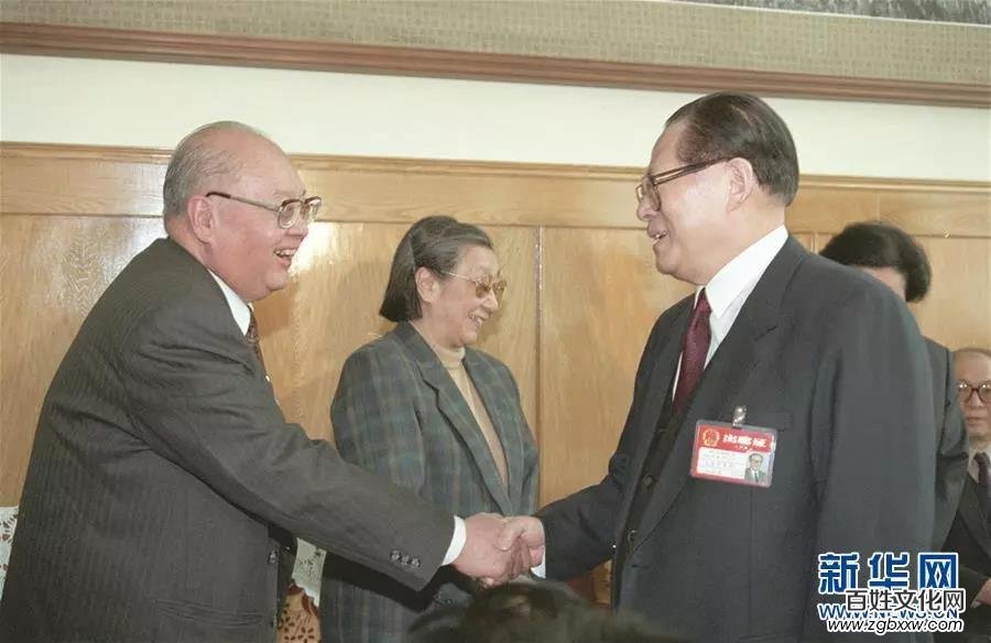 王光英同志遺體在京火化，習(xí)近平等到八寶山革命公墓送別