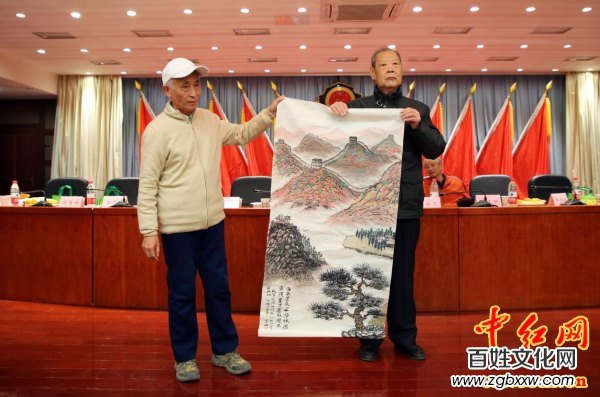 著名軍旅詩(shī)人殷德江詩(shī)歌創(chuàng)作60年作品研討會(huì)在京召開——德性光耀大地昭齊魯子弟文品，江河情激浪花揚(yáng)軍旅老兵詩(shī)才（組圖）