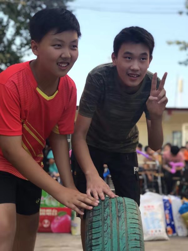 陽(yáng)光少年隊(duì) 愛心公益行