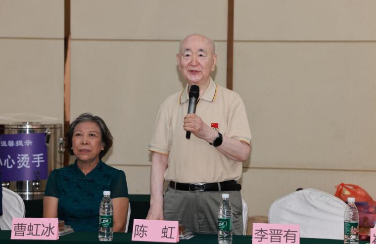第二屆將軍部長書法交流會暨新時(shí)期佛教中國化的經(jīng)典闡釋在京舉行