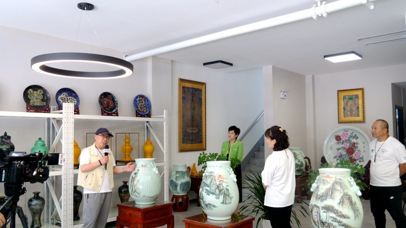中國文藝名家展覽館淄博館揭牌，落戶淄博博林陶瓷琉璃藝術(shù)院