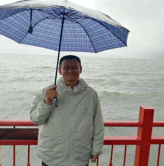 李登高